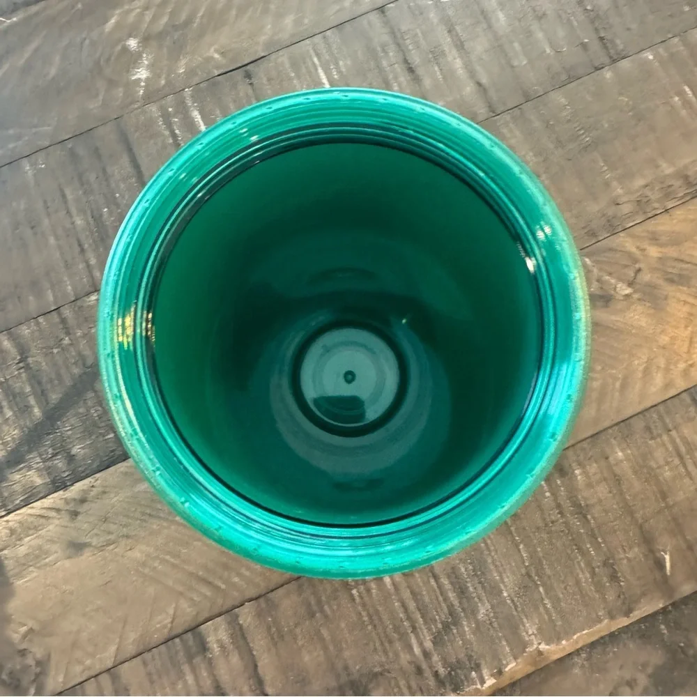 Starbucks Fame Lime Tumbler- Summer 2022 - Venti 24oz Metallic Cold Cup